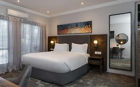 Radisson Hotel And Convention Centre Or Tambo Airport